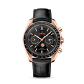 Speedmaster Moonphase 44.25 mm, Sedna™ gold on leather strap