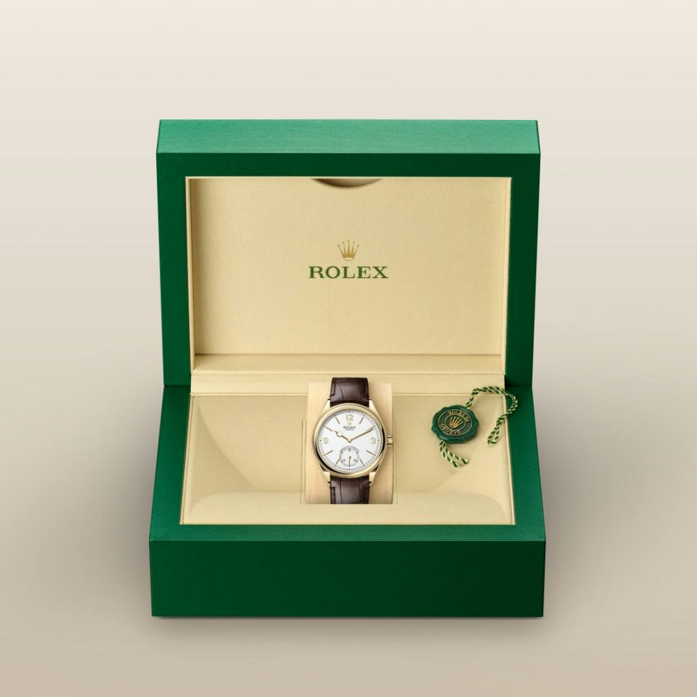 Rolex 1908 39 mm, 18 kt yellow gold, polished finish